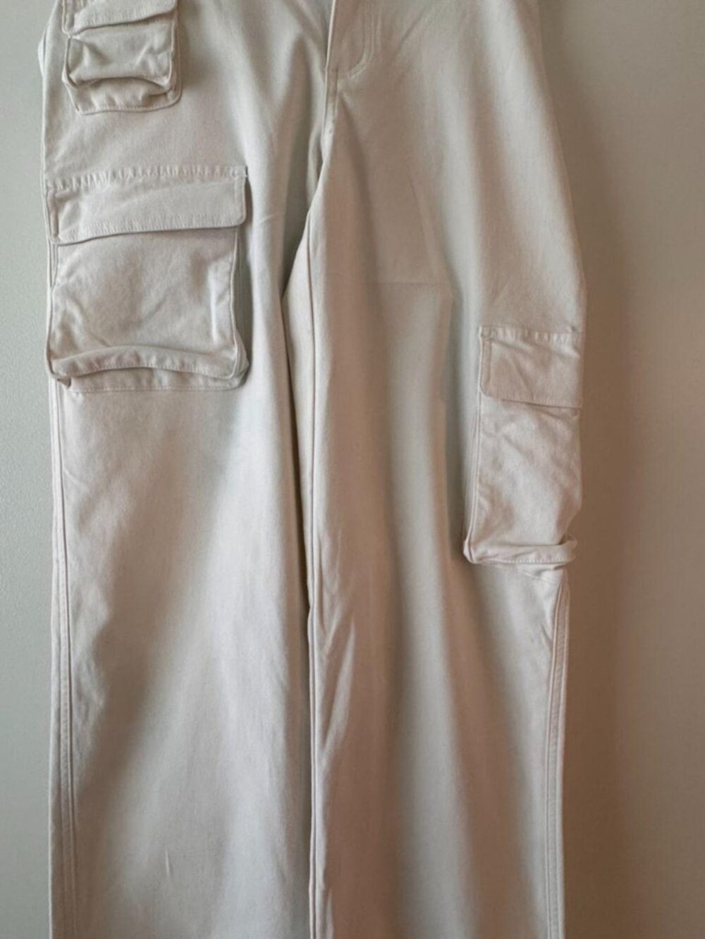 Aritzia Women's White and Cream Trousers